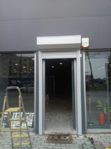 Alüminyum Sarmal Kapı