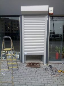 Alüminyum Sarmal Kapı