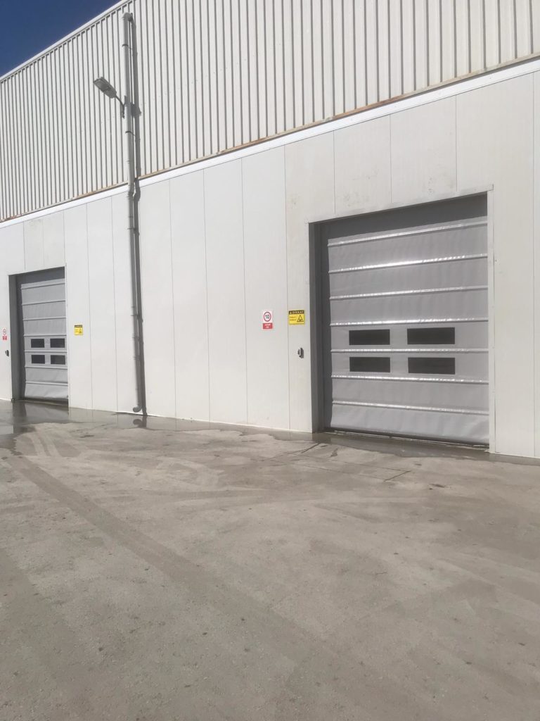 Hızlı PVC Giyotin Branda Kapı